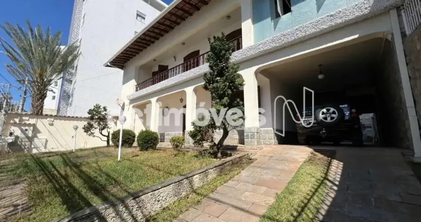Casa com 7 quartos à venda na Rua Cacuera, Jaraguá, Belo Horizonte