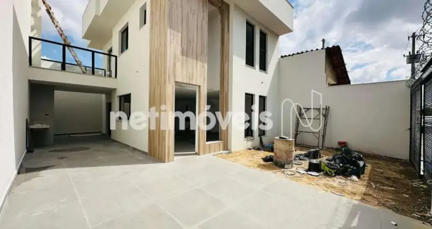 Casa com 3 quartos à venda na Rua dos Sacramentinos, Planalto, Belo Horizonte