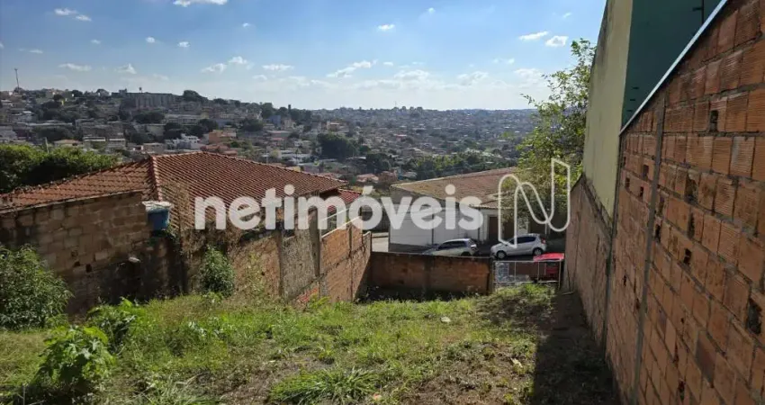 Terreno à venda na Rua Juiz Jose Naves, Diamante, Belo Horizonte