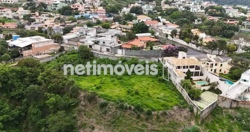 Excelente lote no estoril, com informação básica, em área urbanizada.