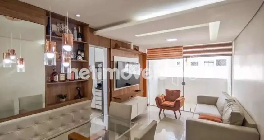 Apartamento com 3 quartos à venda na Rua Arthur Alvin, Sagrada Família, Belo Horizonte