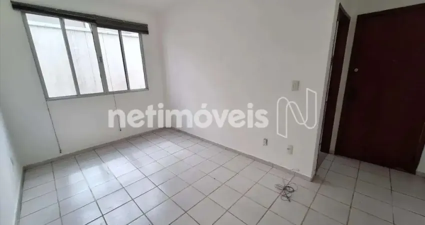 Prédio pequeno, condominio econômico, muito bem conservado e 100% revestido.