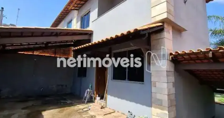 Casa com 3 quartos à venda na Rua Aurora, Aparecida (Parque Durval de Barros), Ibirité