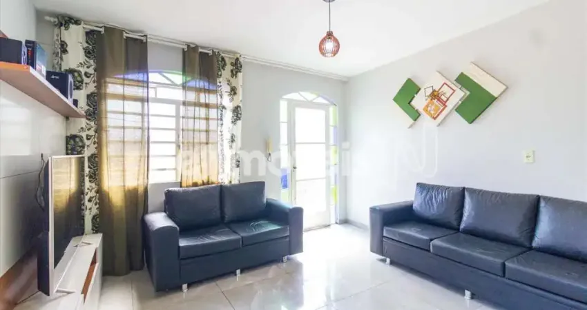 Casa com 3 quartos à venda na Rua Amaraji, São Gabriel, Belo Horizonte