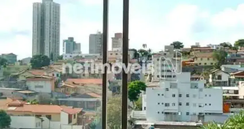Casa com 3 quartos à venda na Rua Encantado, Alto Caiçaras, Belo Horizonte