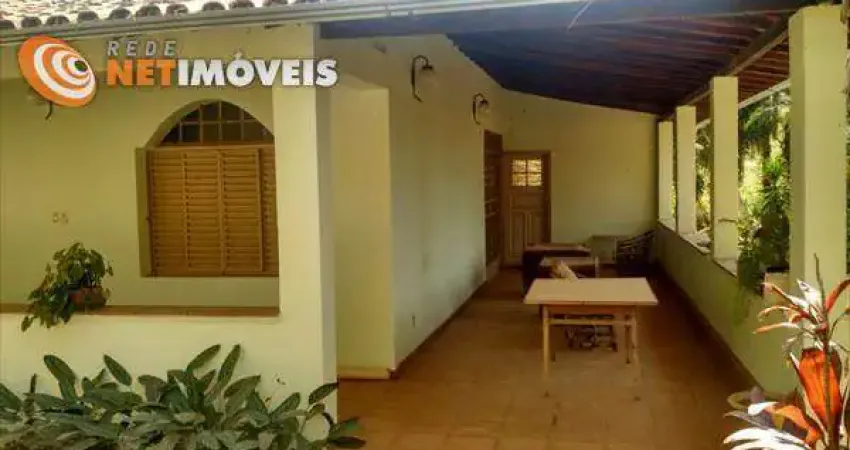 Chácara / sítio com 3 quartos à venda na Avenida Professor Djalma Guimarães, Chácaras Santa Inês (São Benedito), Santa Luzia