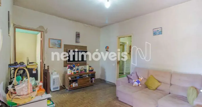 Lote de 268,84m²; com construção antiga à venda no santa cruz