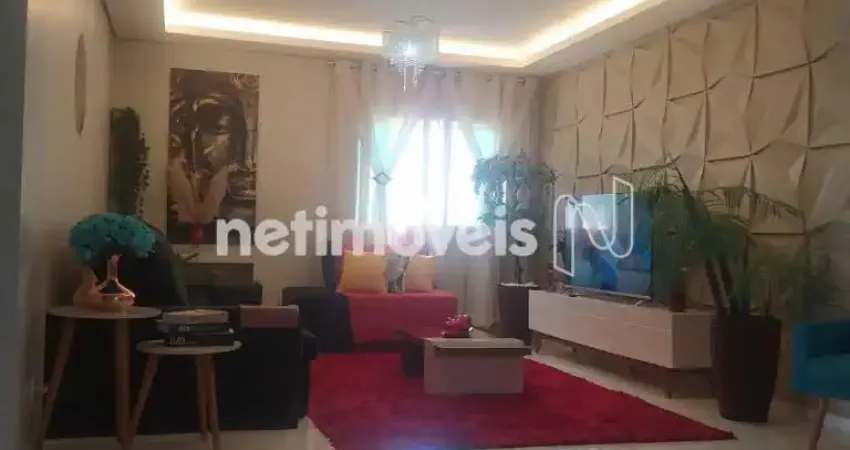 Casa de alto padrão no condomínio vitória tênis prime – pedro leopoldo/mg