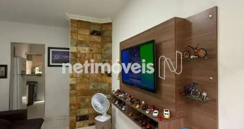 Casa com 2 quartos à venda na Rua Quintino Bocaiúva, Pedra Azul, Contagem