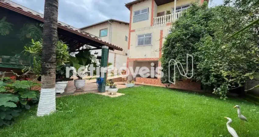 Casa com 4 quartos à venda na Rua Maria Antônia Fragola, Camargos, Belo Horizonte