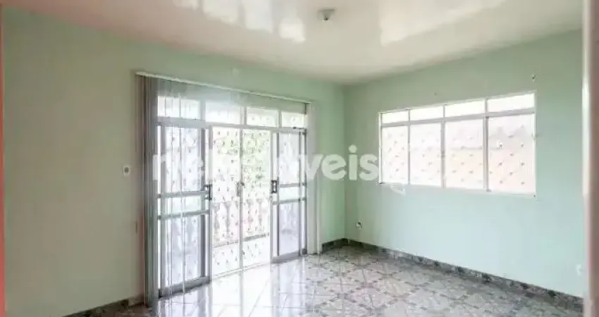 Casa com 3 quartos à venda na Rua Comendador Wigg, São Tomáz, Belo Horizonte