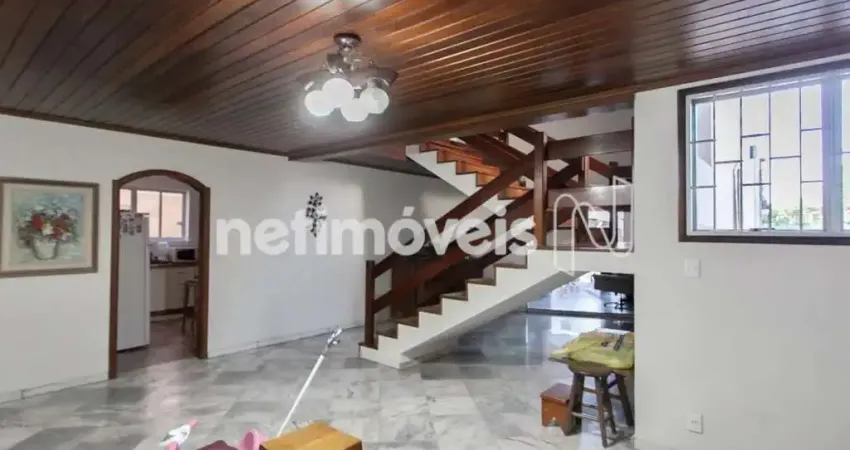 Casa com 6 quartos à venda na Rua Artur Itabirano, São José, Belo Horizonte