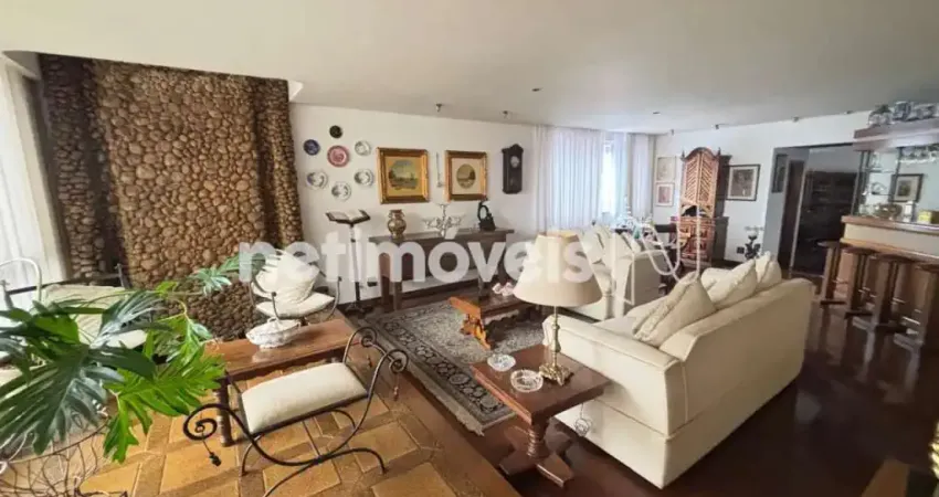 Apartamento com 4 quartos à venda na Rua Cristina, Santo Antônio, Belo Horizonte