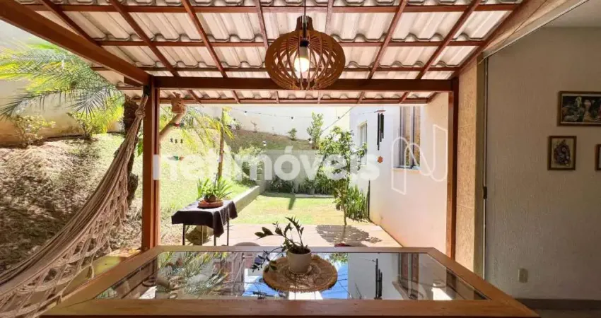 Área privativa 3 quartos, suíte, 2 vagas, piscina bairro castelo