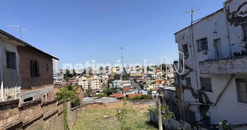 Terreno comercial à venda na Rua Senhora da Paz, Cachoeirinha, Belo Horizonte