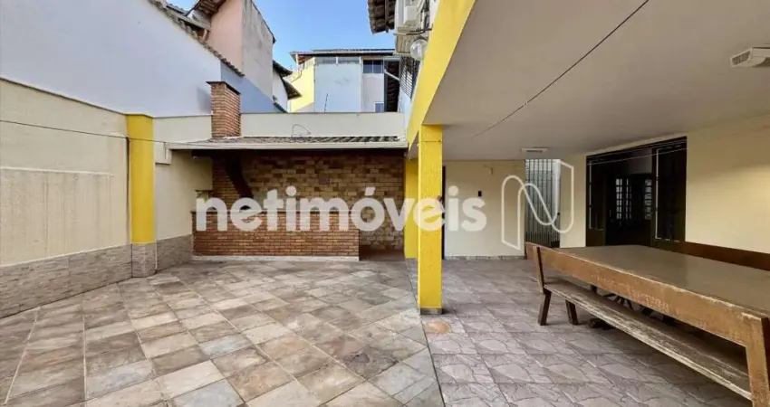 Casa com 3 quartos à venda na Rua dos Xavantes, Santa Mônica, Belo Horizonte