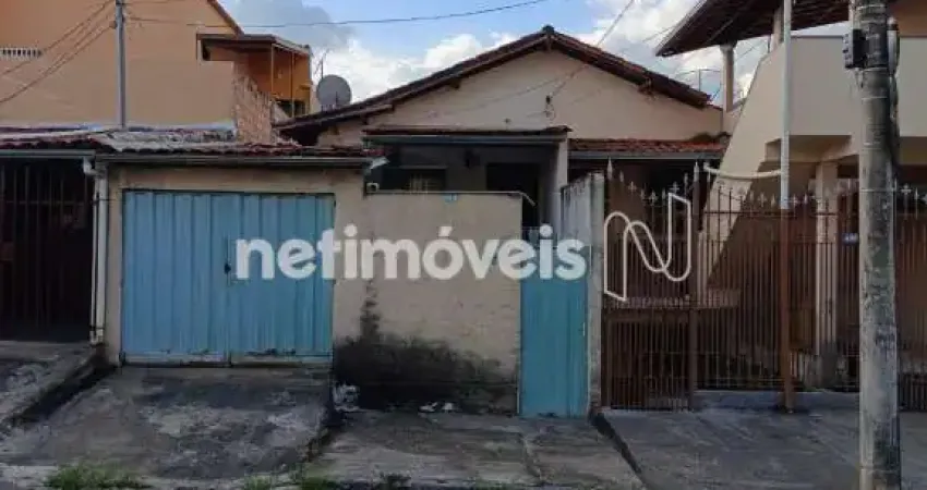Casa geminada à venda — excelente localização e ótimo custo-benefício!