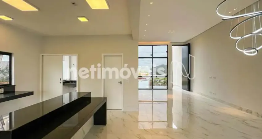 Casa com 4 quartos à venda na Rua H, Gran Royalle, Lagoa Santa