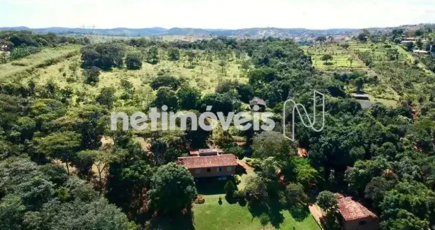 Venda casa em condomínio condomínio nossa fazenda esmeraldas