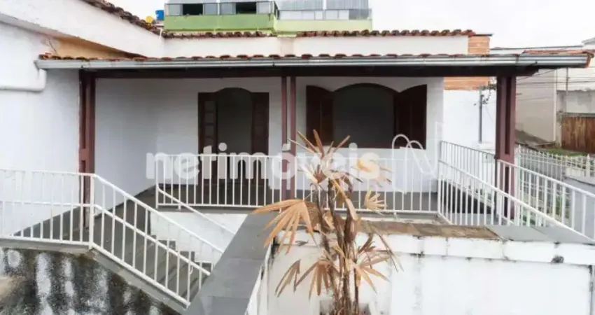 Casa com 2 quartos à venda na Rua Cachoeira da Prata, Pindorama, Belo Horizonte