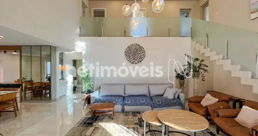 Casa em condomínio fechado com 4 quartos para alugar no Alphaville, Vespasiano 