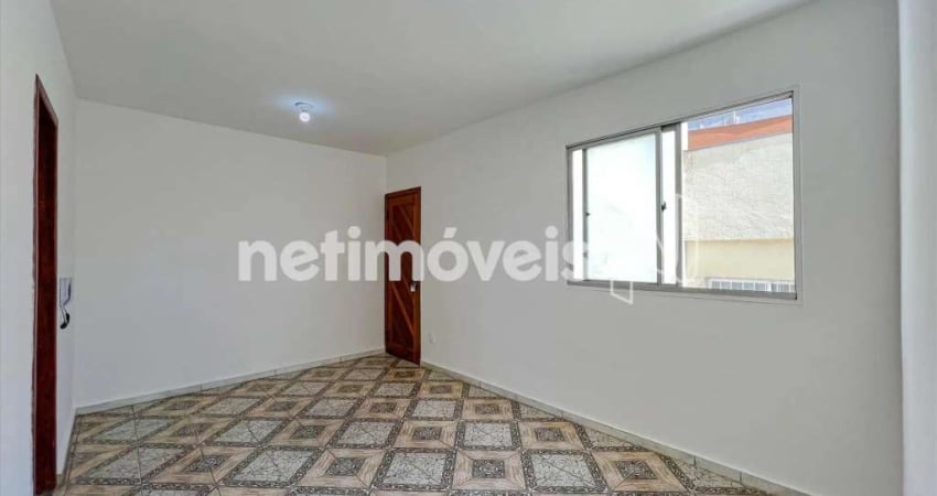 Apartamento com 2 quartos para alugar na Rua Bueno do Prado, João Pinheiro, Belo Horizonte