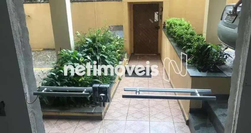 Cobertura com 2 quartos para alugar na Rua Clorita, Santa Tereza, Belo Horizonte