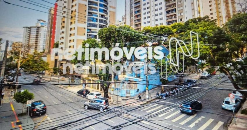 Casa com 5 quartos para alugar na Rua Bernardo Guimarães, Lourdes, Belo Horizonte