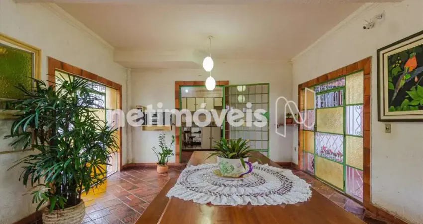 Casa comercial com 3 salas para alugar na Avenida Miguel Perrela, Castelo, Belo Horizonte