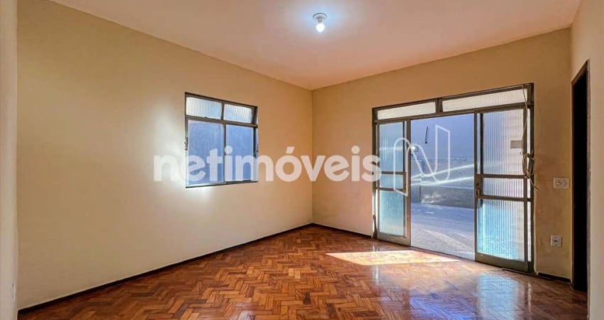 Casa com 2 quartos para alugar na Glória, Belo Horizonte 
