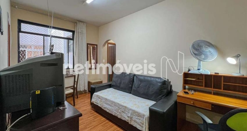 Apartamento com 2 quartos para alugar na Rua Diamantina, Lagoinha, Belo Horizonte