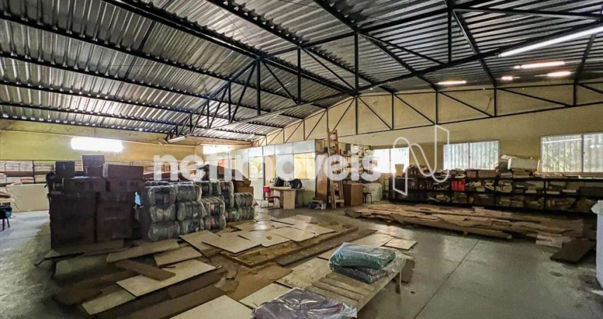 Sala comercial para alugar na Rua Mato Grosso, Barro Preto, Belo Horizonte