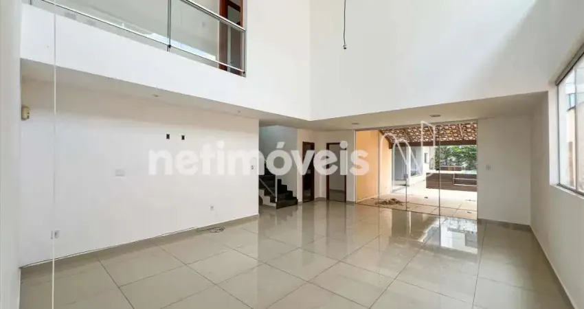 Casa com 4 quartos para alugar na Rua Calcutá, Trevo, Belo Horizonte