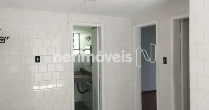 Kitnet 2 quartos para alugar no carmo localização privilegiada