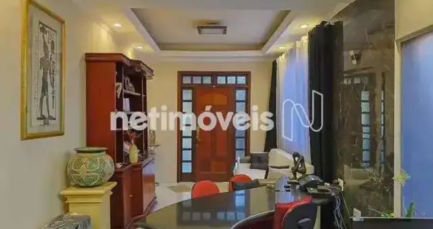 Casa com 6 quartos para alugar na Rua Bom Despacho, Santa Tereza, Belo Horizonte