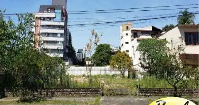Terreno à venda no Anita Garibaldi, Joinville