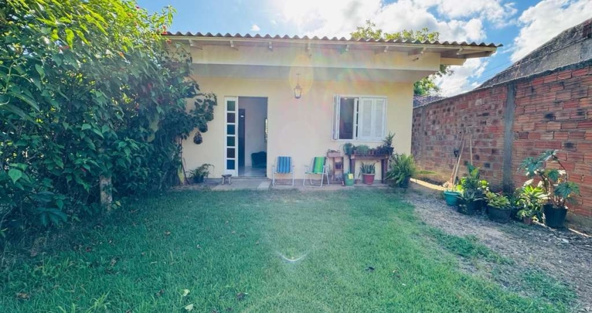 Casa 2 dormitórios à venda Lami Porto Alegre/RS
