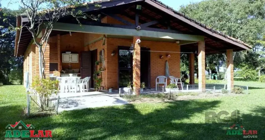 Sítio 2 dormitórios à venda Fiuza Viamão/RS