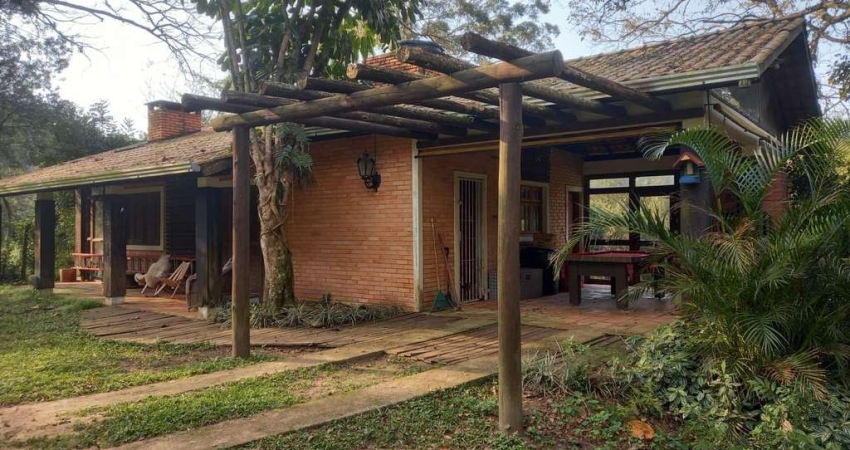 Sítio 2 dormitórios à venda Centro Viamão/RS