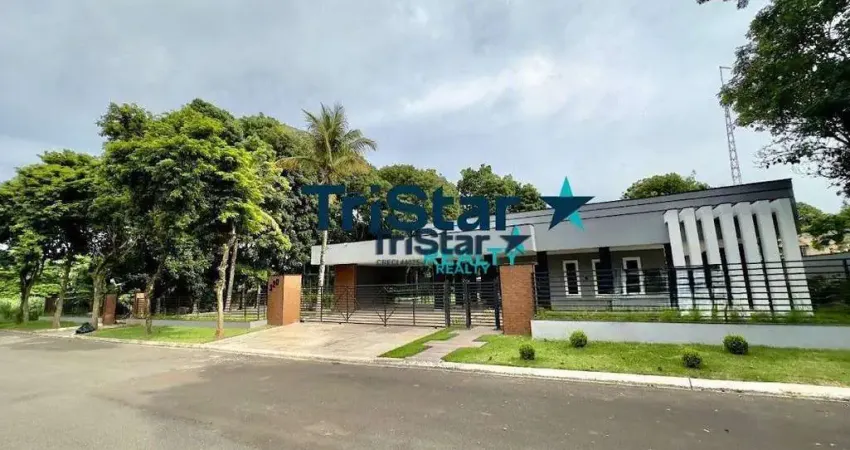 CH0031 - BELÍSSIMA CHÁCARA RECÉM REFORMADA COM LAZER COMPLETO CONDOMINIO FECHADO AO LADO DO LAGO - AT. 3.000m² - AC. 550m² - VALE DAS LARANJEIRAS INDA