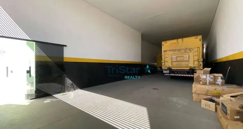 Sl0071 - salão comercial amplo com portas automatizadas pé direito de 5m as margens do parque ecologico e com vagas de estacionamento - at. 270m² - ac