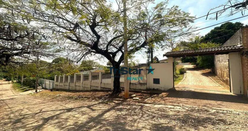 Tristar realty - ch0012- excelente chácara em condomínio fechado- at 2500m² -ac 400m²- mosteiro de itaici- indaiatuba