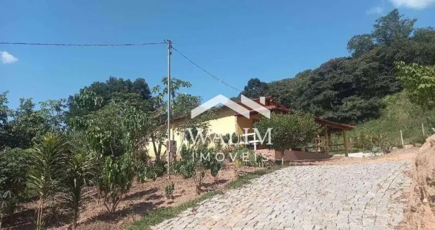 Chácara à Venda com 4 Mil Metros em Passa Tempo: Refúgio de Natureza e Tranquilidade