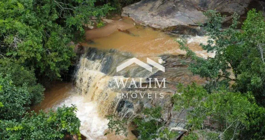 Oportunidade Única: Terreno de 16 Hectares em Itaguara, MG com Cachoeira Privativa!