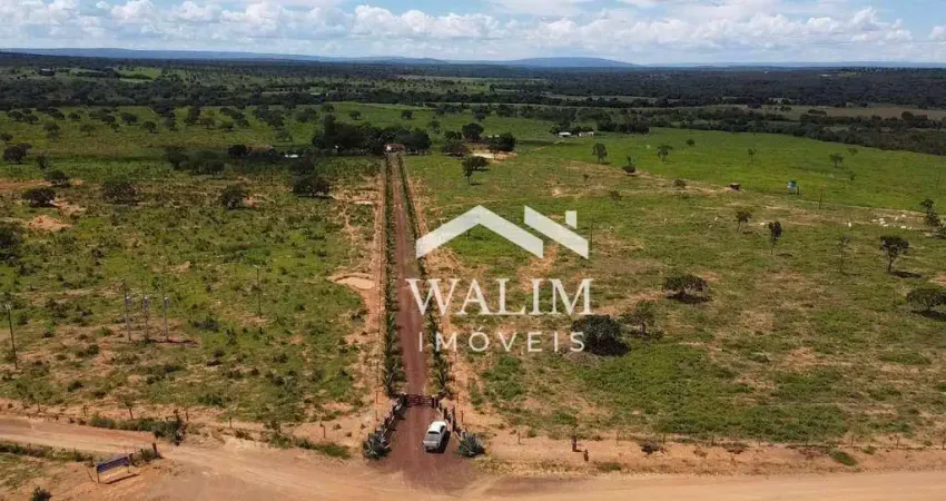 Fazenda com 3 dormitórios à venda, 11300 m² por R$ 3.000.000,00 - Zona Rural  - Corinto/MG
