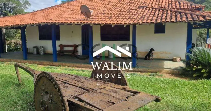 FAZENDA À VENDA 108 HECTARES EM OLIVEIRA, MG, MARGENS COM RIO!!