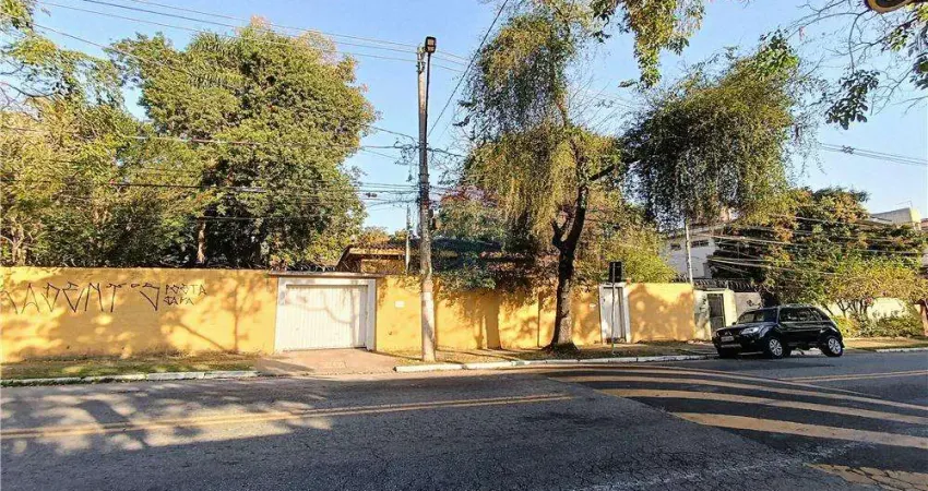 VENDE-SE TERRENO 2.070 m² na VILA ROSÁLIA - LAGO DOS PATOS