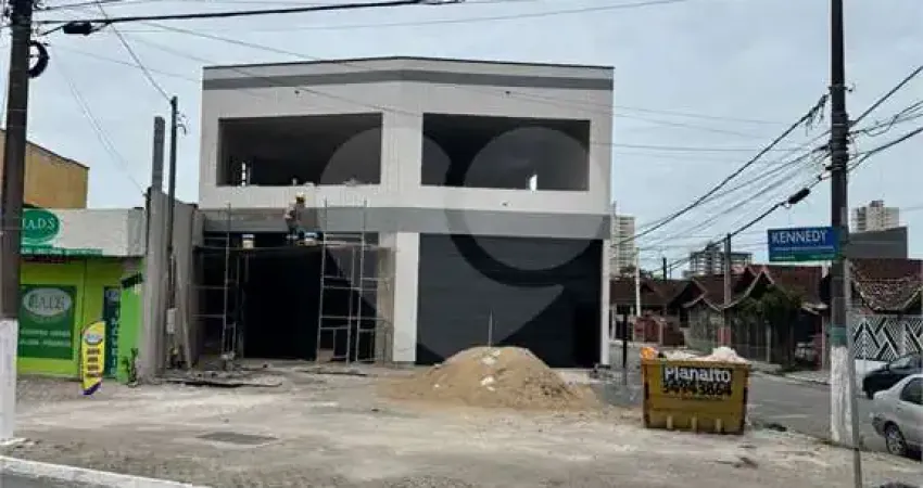 Barracão / Galpão / Depósito para alugar no Balneário Maracanã, Praia Grande 
