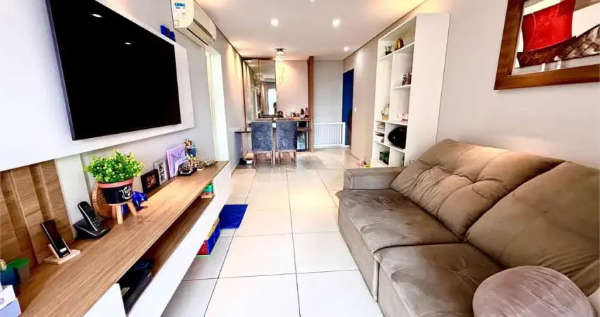 Apartamento com 2 quartos à venda na Rua Copacabana, 556, Guilhermina, Praia Grande