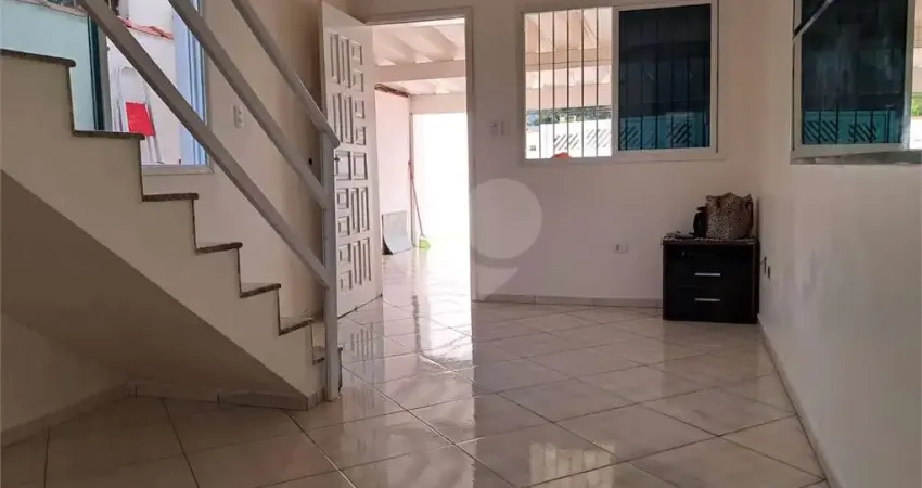 Casa com 2 quartos à venda no Solemar, Praia Grande 